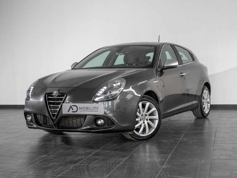 Alfa Romeo Giulietta 1.6 JTDm-2 Progression c/CL del 2015 usata a San Severo