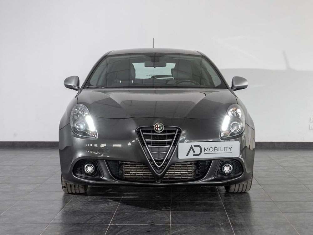 Alfa Romeo Giulietta usata a Foggia (3)