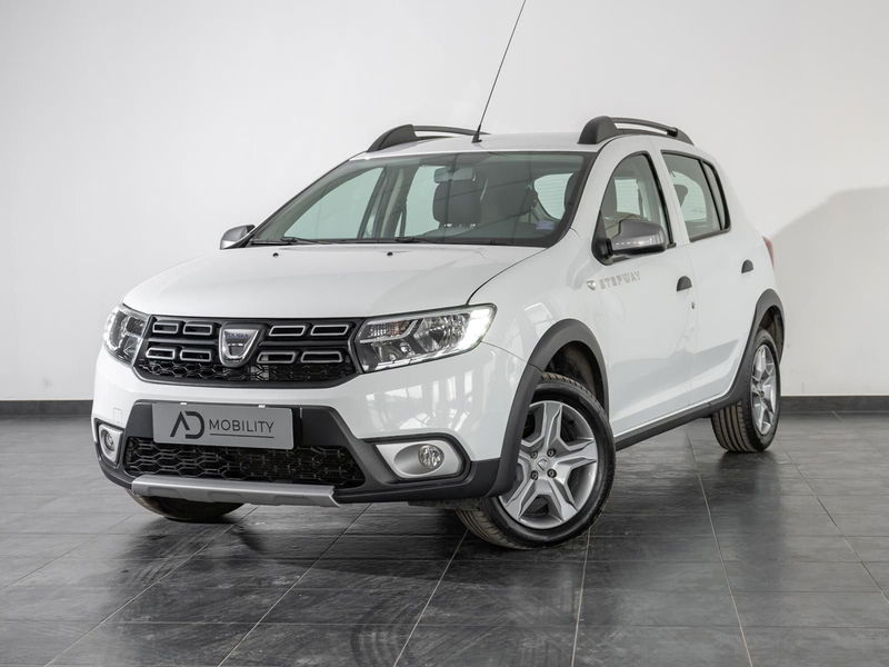 Dacia Sandero Stepway 1.5 Blue dCi 95 CV Comfort  del 2019 usata a San Severo