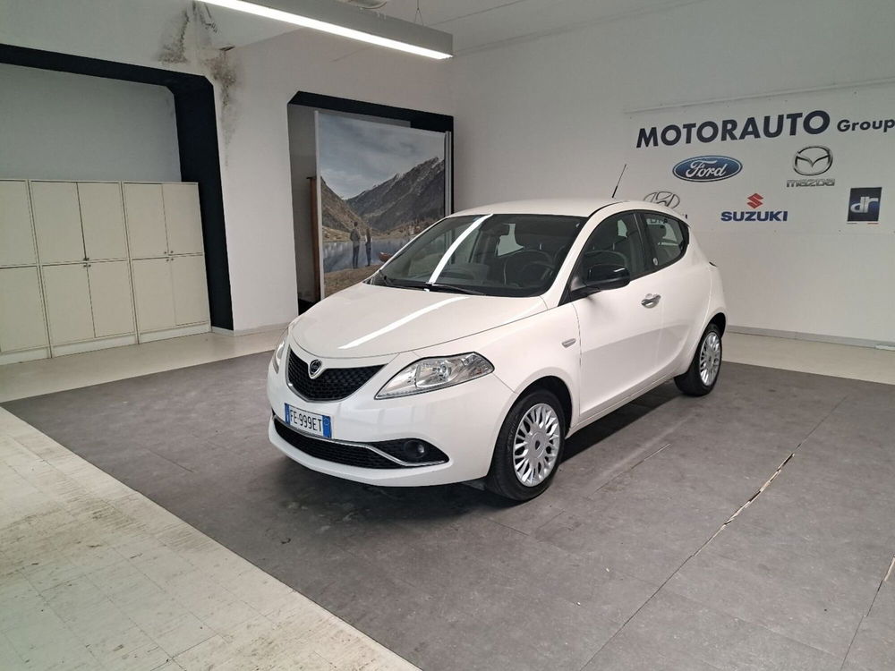 Lancia Ypsilon usata a Arezzo (3)