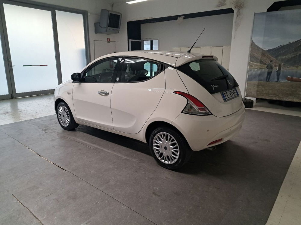 Lancia Ypsilon usata a Arezzo (4)