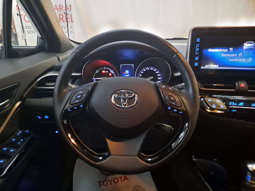 Toyota Toyota C-HR usata a Roma (12)