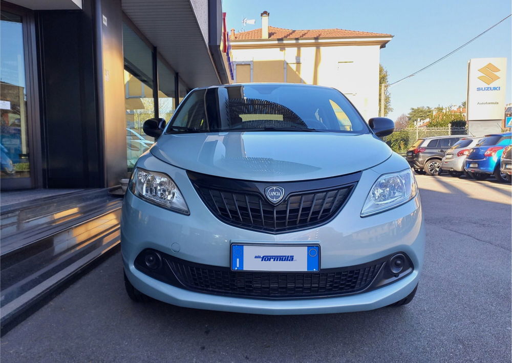 Lancia Ypsilon usata a Milano (2)