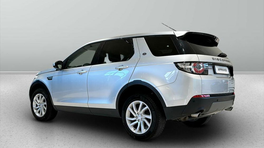 Land Rover Discovery Sport usata a Varese (2)