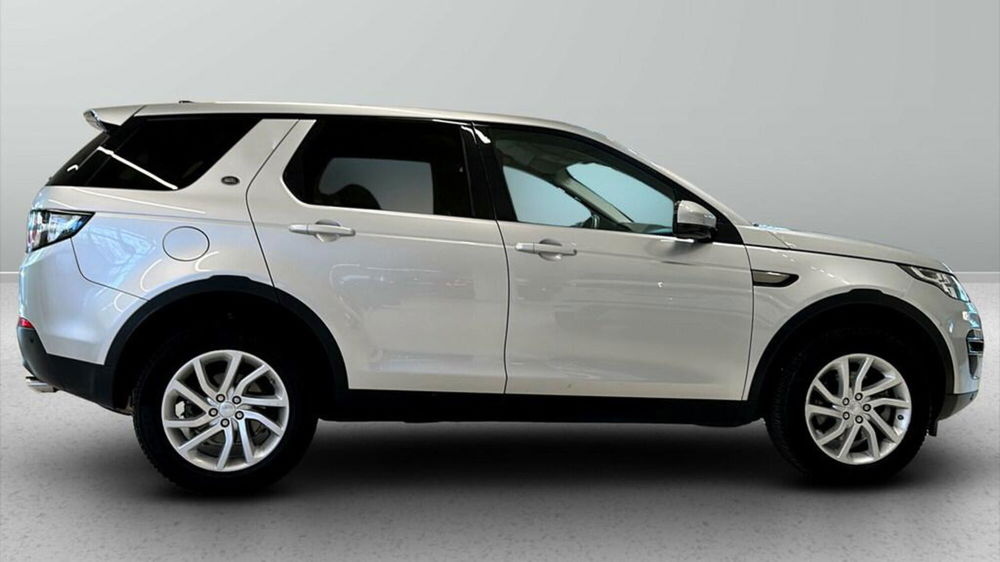 Land Rover Discovery Sport usata a Varese (6)