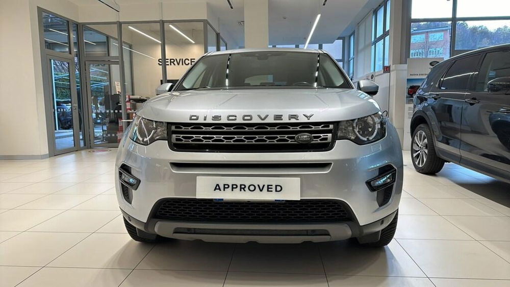 Land Rover Discovery Sport usata a Varese