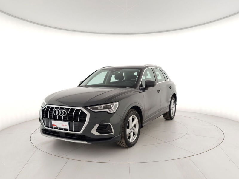 Audi Q3 35 TDI quattro S tronic Business Advanced  del 2021 usata a Massa