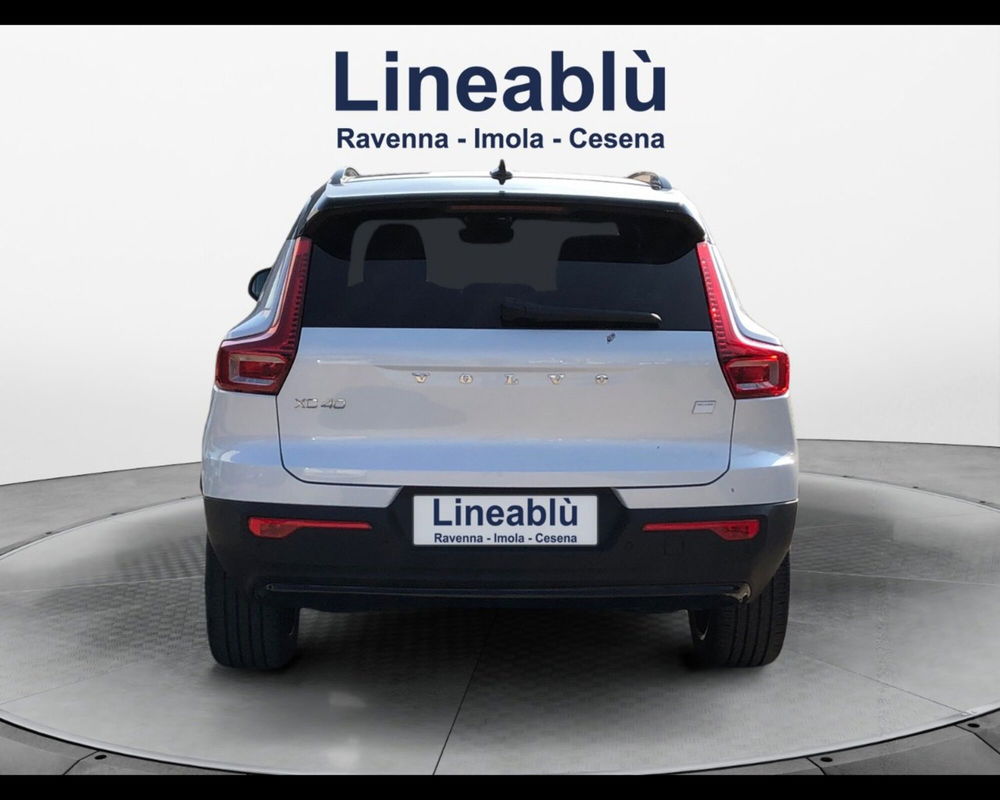 Volvo XC40 nuova a Ravenna (4)