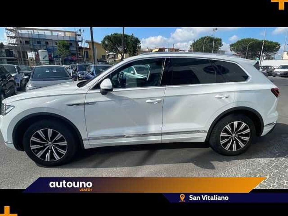 Volkswagen Touareg usata a Napoli (2)