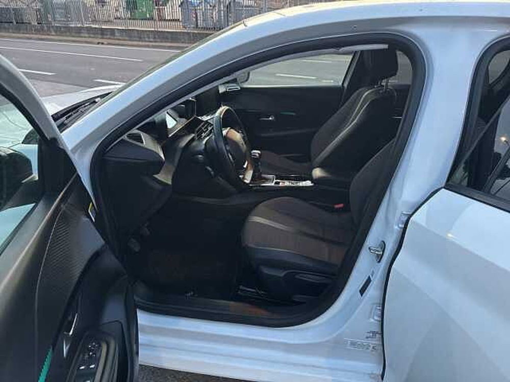 Peugeot 208 usata a Siena (16)