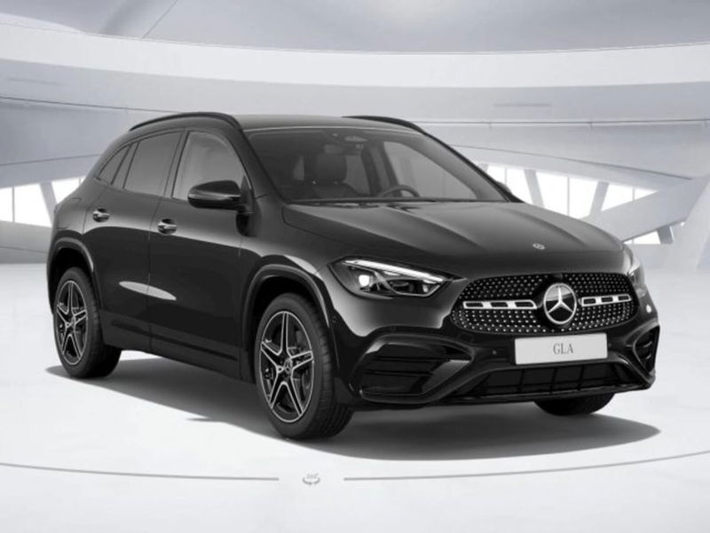 Mercedes-Benz GLA SUV 250 e phev AMG Line Advanced Plus auto nuova a Verona