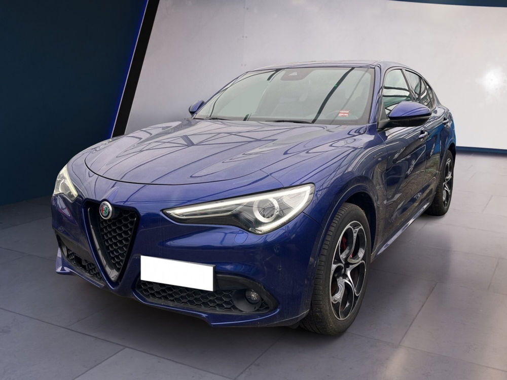 Alfa Romeo Stelvio usata a Torino (3)