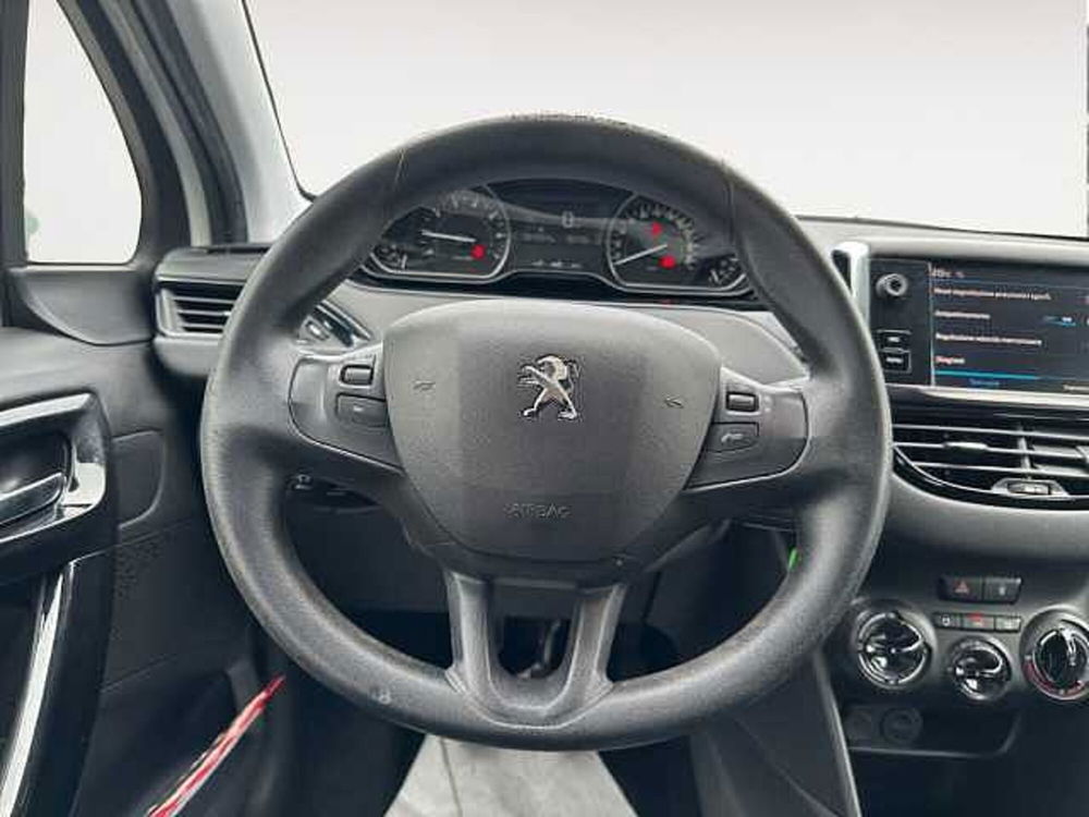 Peugeot 208 usata a Treviso (9)