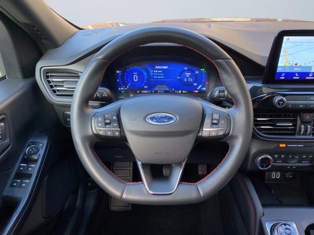 Ford Kuga usata a Milano (13)