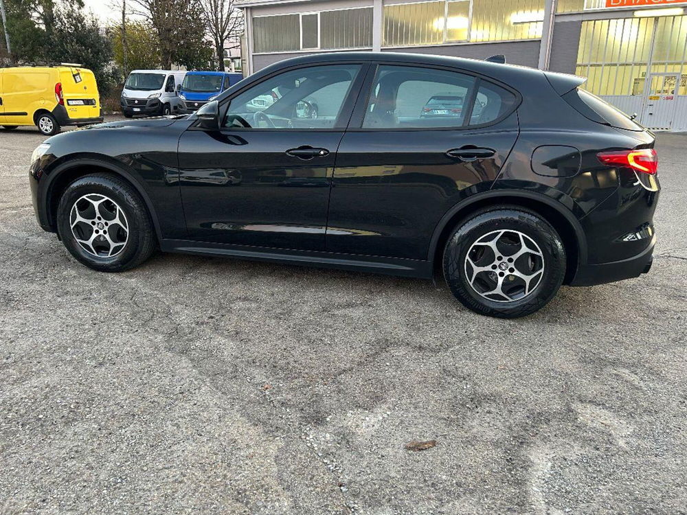 Alfa Romeo Stelvio usata a Reggio Emilia (4)