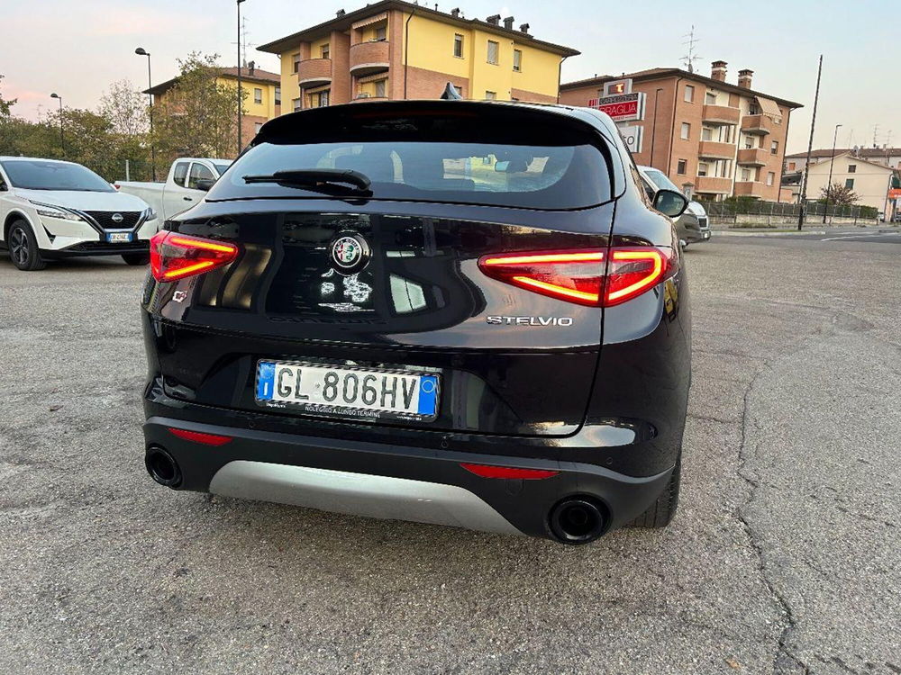 Alfa Romeo Stelvio usata a Reggio Emilia (6)