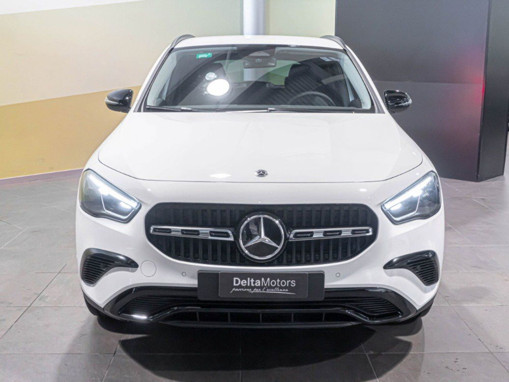 Mercedes-Benz GLA SUV nuova a Ancona (2)