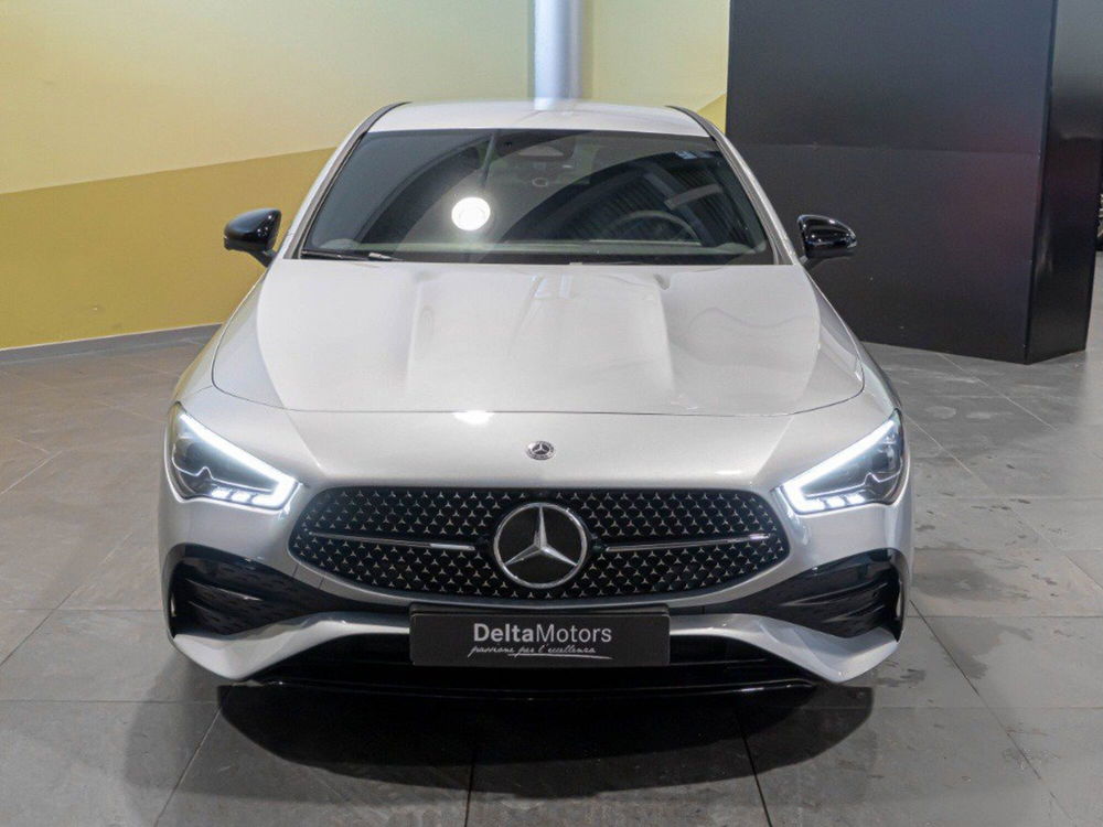 Mercedes-Benz CLA Shooting Brake nuova a Ancona (2)