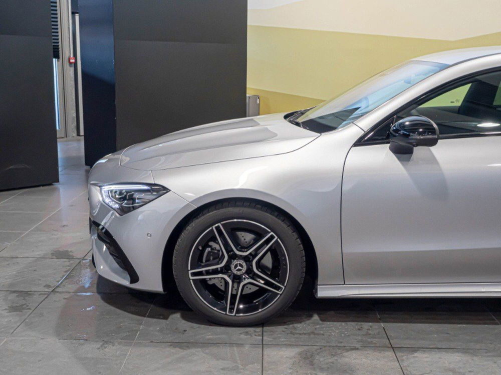 Mercedes-Benz CLA Shooting Brake nuova a Ancona (4)