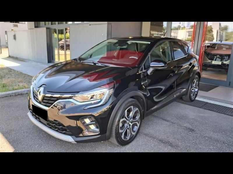 Renault Captur Blue dCi 115 CV EDC Intens  del 2020 usata a Asti