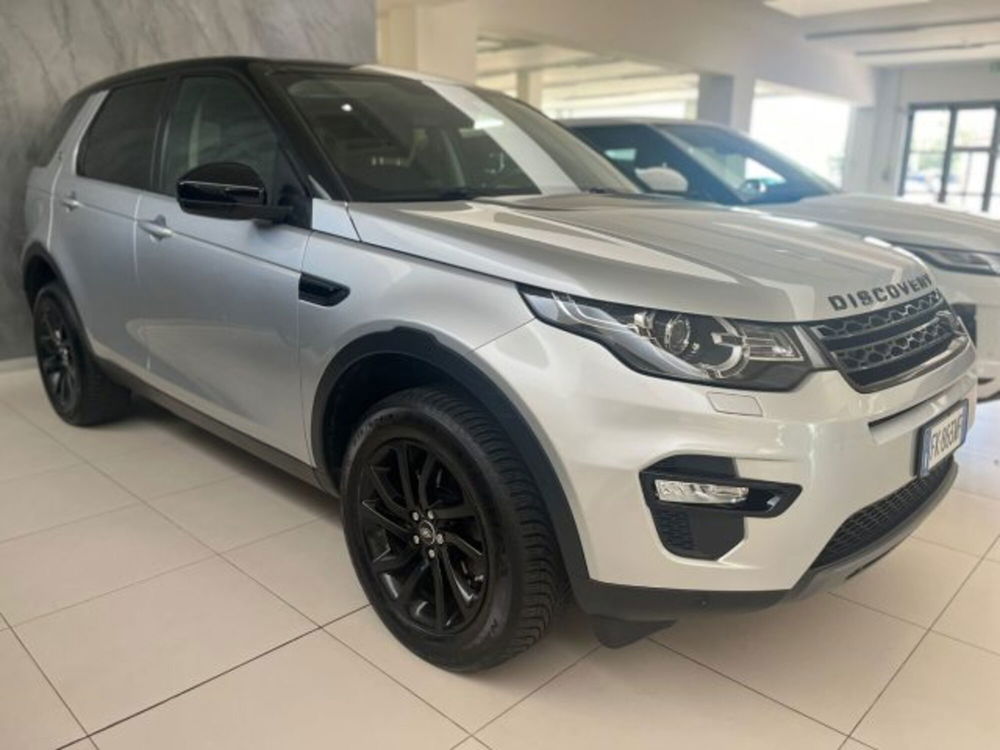 Land Rover Discovery Sport usata a Modena (15)