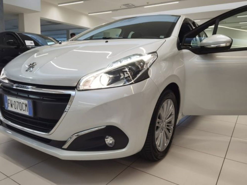 Peugeot 208 usata a Modena (13)