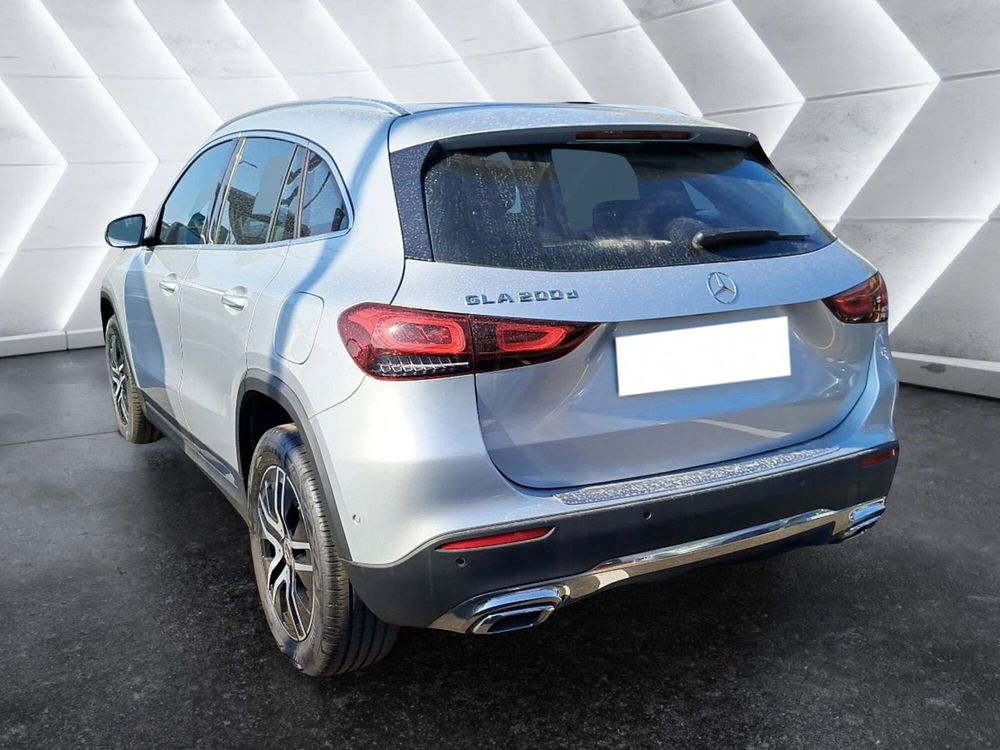 Mercedes-Benz GLA SUV usata a Salerno (3)