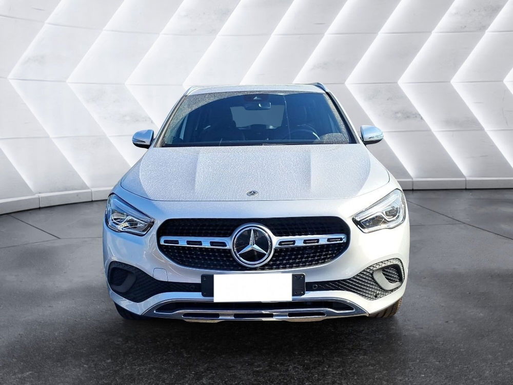 Mercedes-Benz GLA SUV usata a Salerno (5)