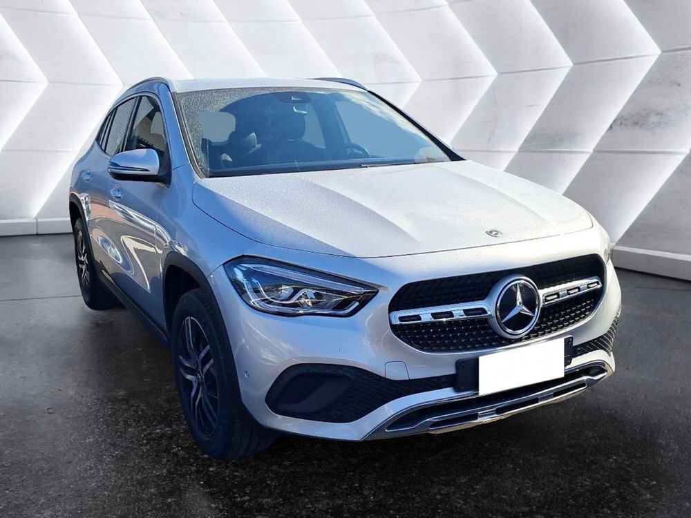 Mercedes-Benz GLA SUV usata a Salerno (7)