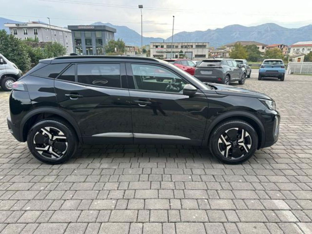 Peugeot 2008 nuova a Salerno (3)