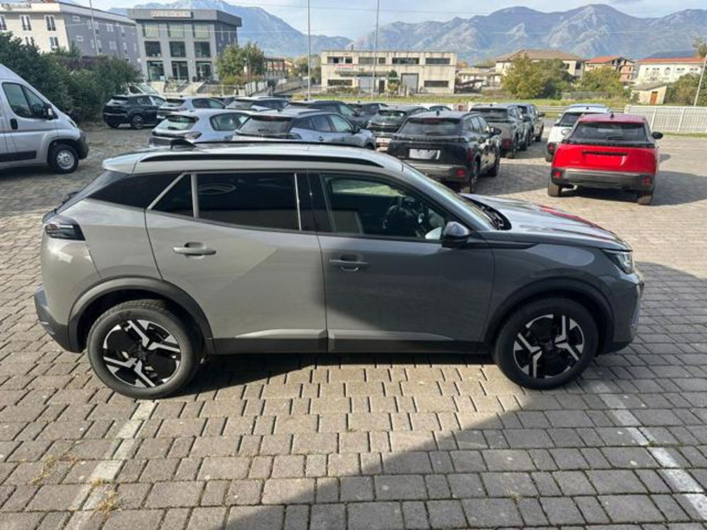 Peugeot 2008 nuova a Salerno (3)