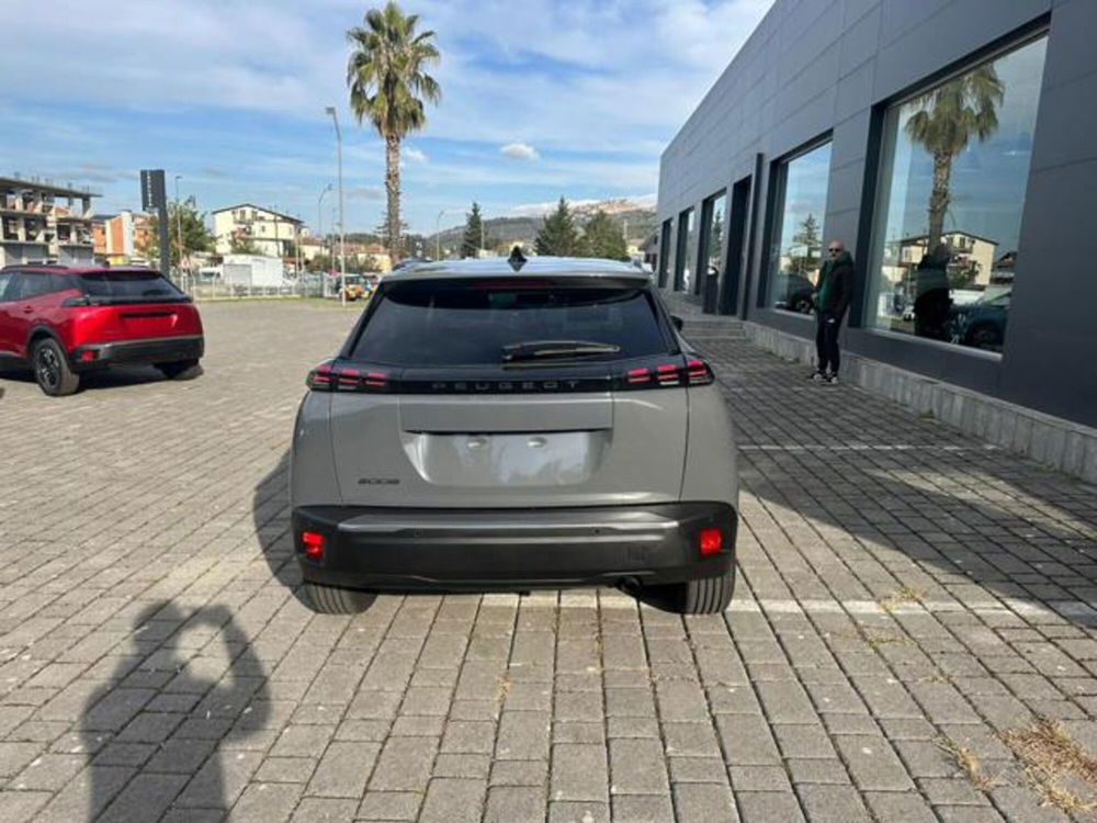 Peugeot 2008 nuova a Salerno (5)