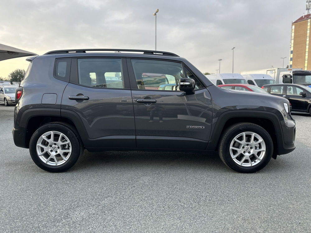 Jeep Renegade nuova a Torino (8)