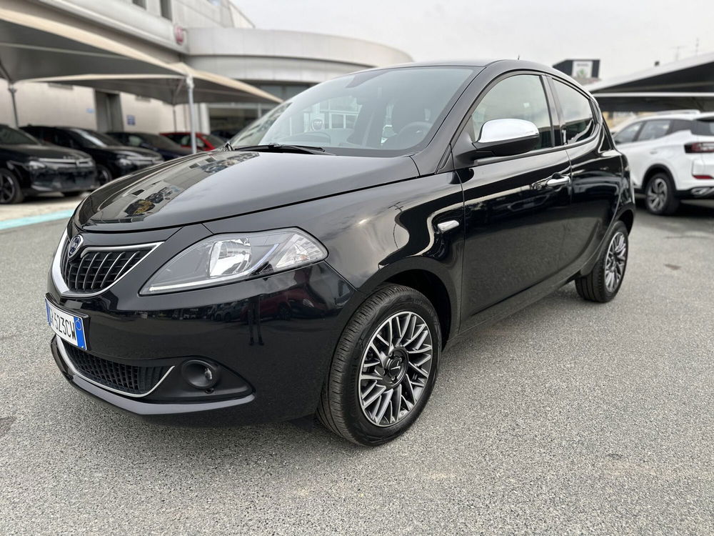 Lancia Ypsilon usata a Torino (3)