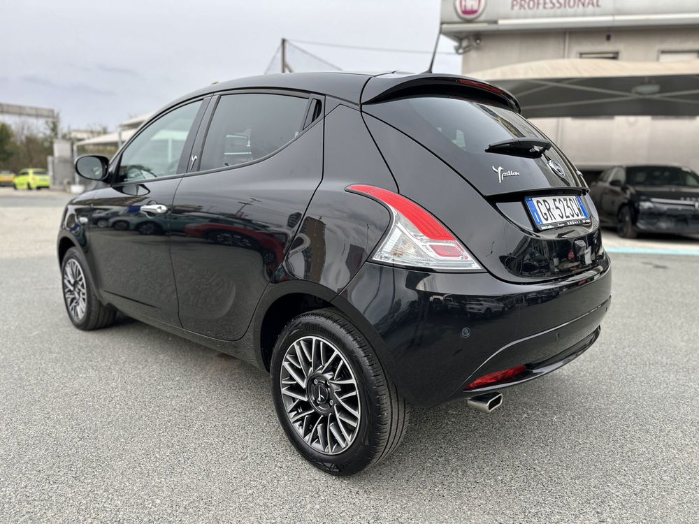 Lancia Ypsilon usata a Torino (5)