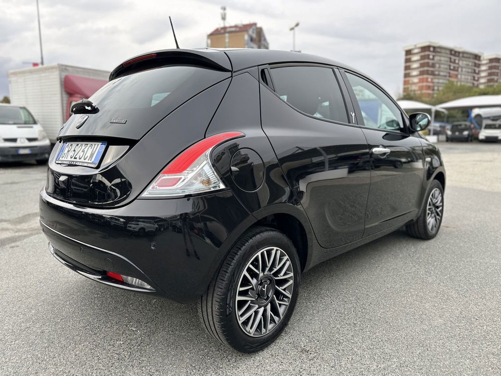 Lancia Ypsilon usata a Torino (7)