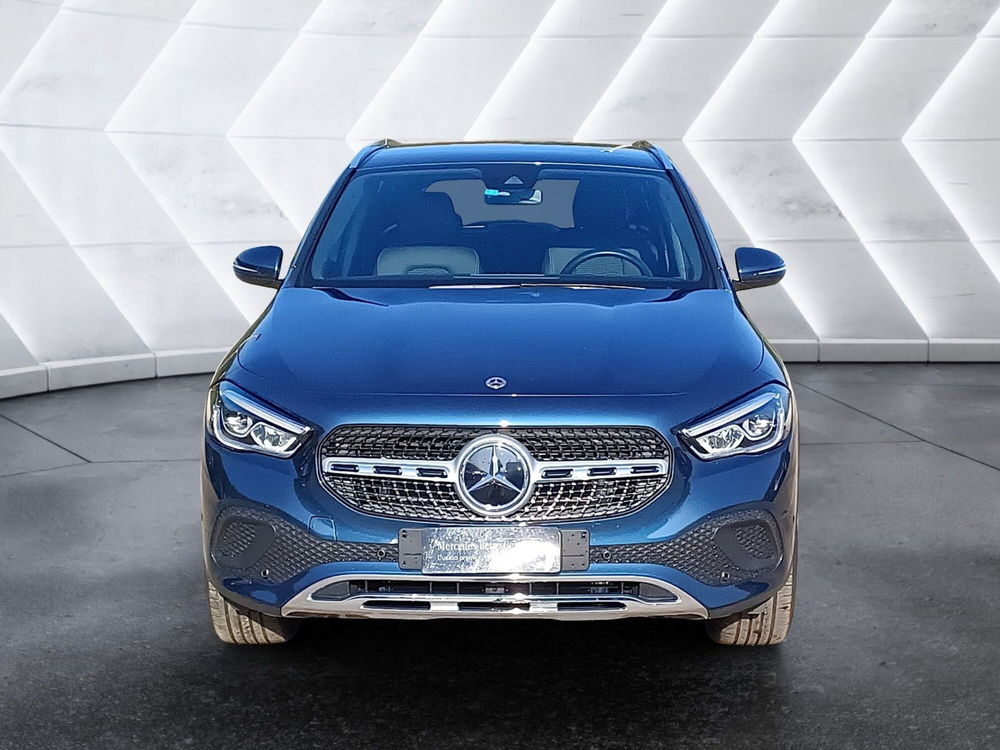 Mercedes-Benz GLA SUV usata a Genova (2)