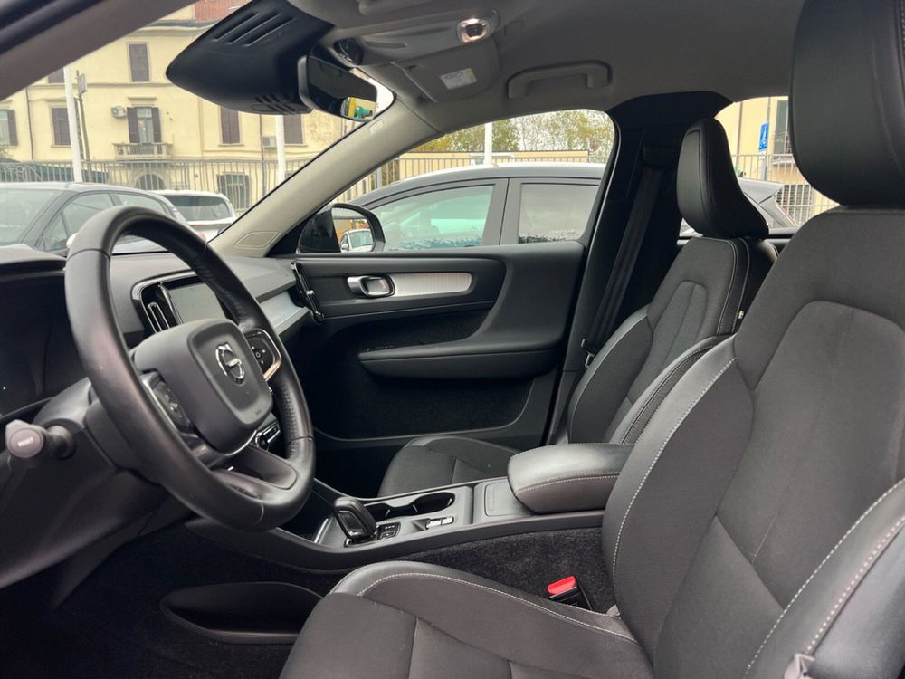 Volvo XC40 usata a Milano (6)