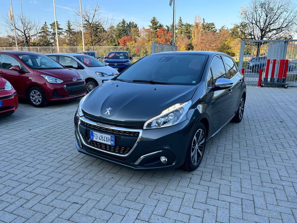 Peugeot 208 usata a Milano