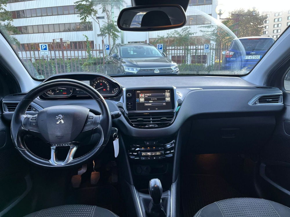 Peugeot 208 usata a Milano (15)