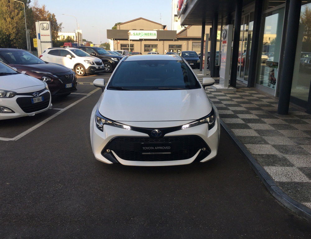 Toyota Corolla Touring Sports usata a Bologna (3)