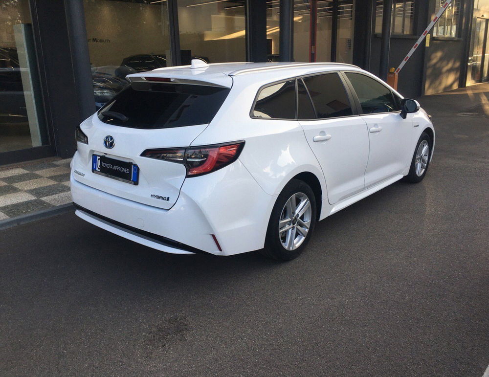 Toyota Corolla Touring Sports usata a Bologna (5)