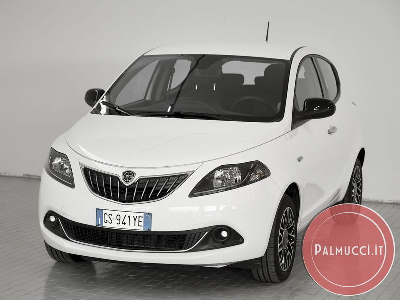 Lancia Ypsilon 1.0 FireFly 5 porte S&amp;S Hybrid Ecochic UnYca del 2024 usata a Prato