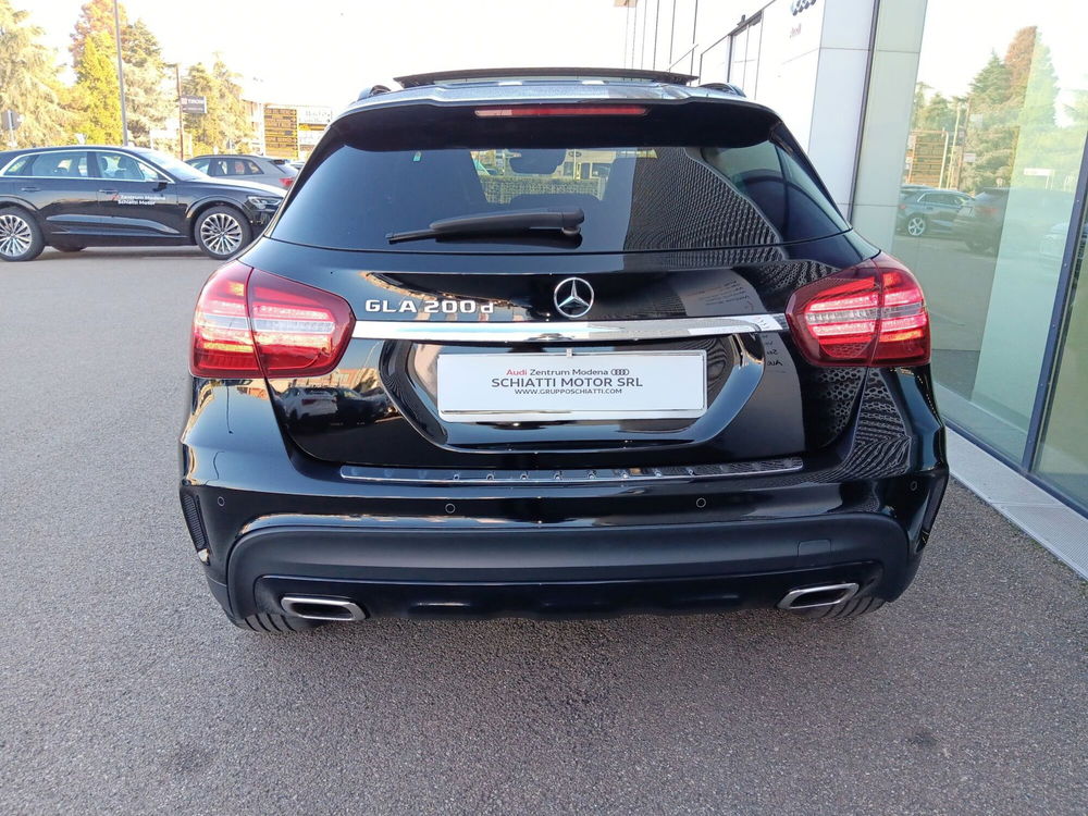 Mercedes-Benz GLA SUV usata a Modena (5)