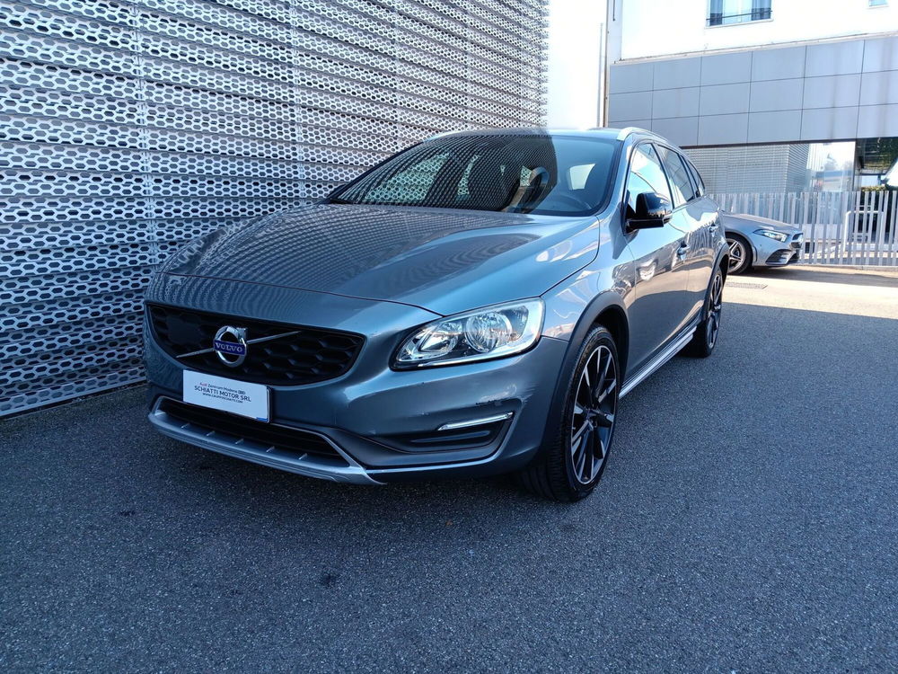 Volvo V60 Cross Country usata a Modena