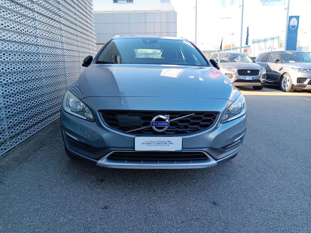 Volvo V60 Cross Country usata a Modena (2)