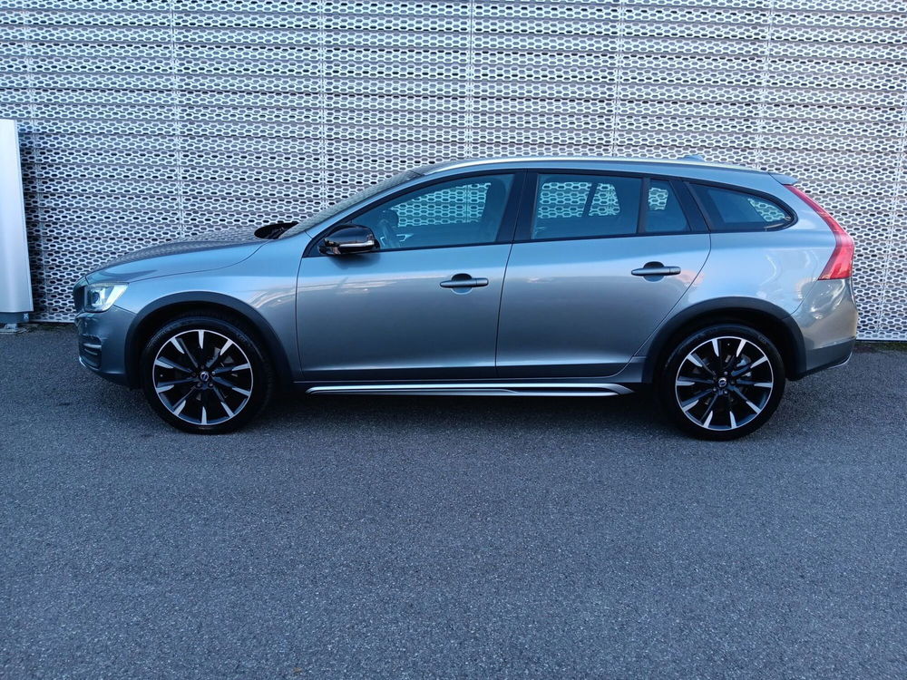 Volvo V60 Cross Country usata a Modena (3)