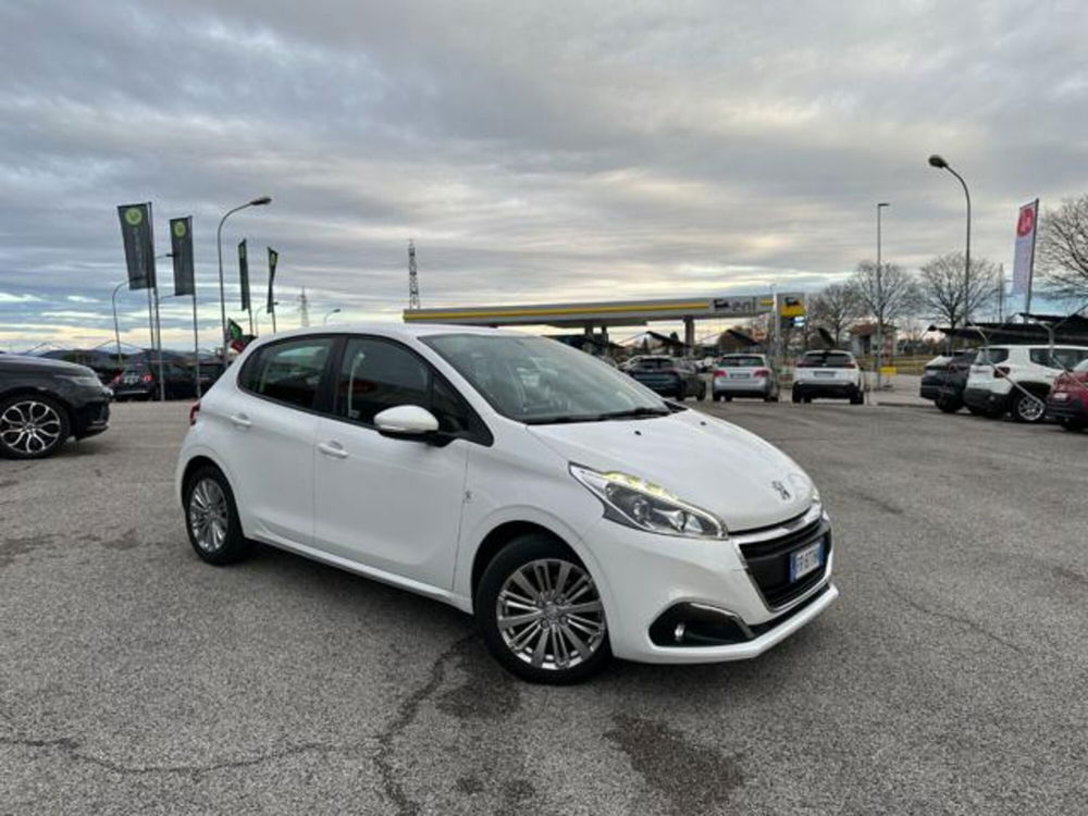 Peugeot 208 usata a Pordenone