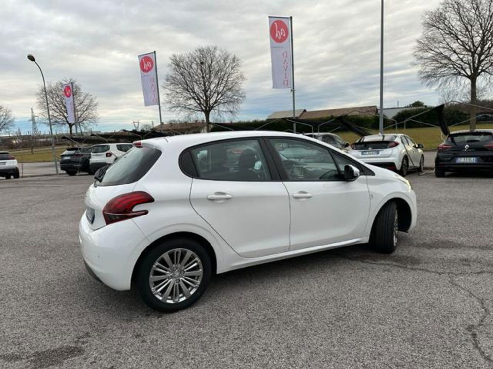 Peugeot 208 usata a Pordenone (4)