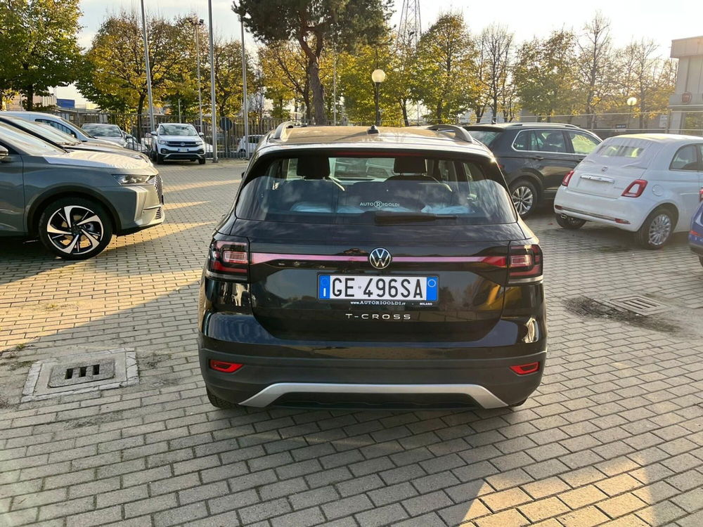 Volkswagen T-Cross usata a Milano (8)